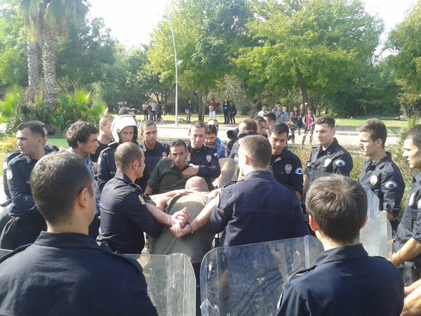 antalya-akdeniz-universitesi-yok-protesto-gozalti_1